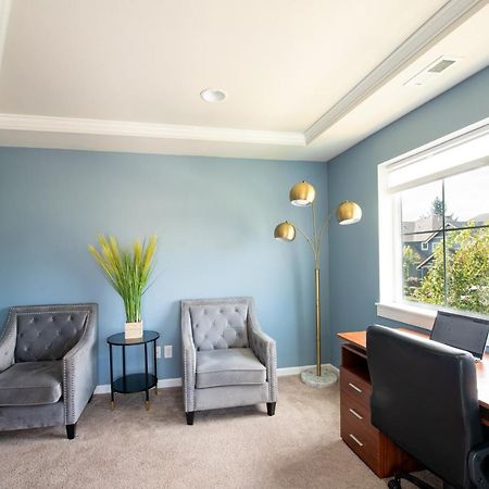 Utopia Luxury Stay Puyallup Extérieur photo