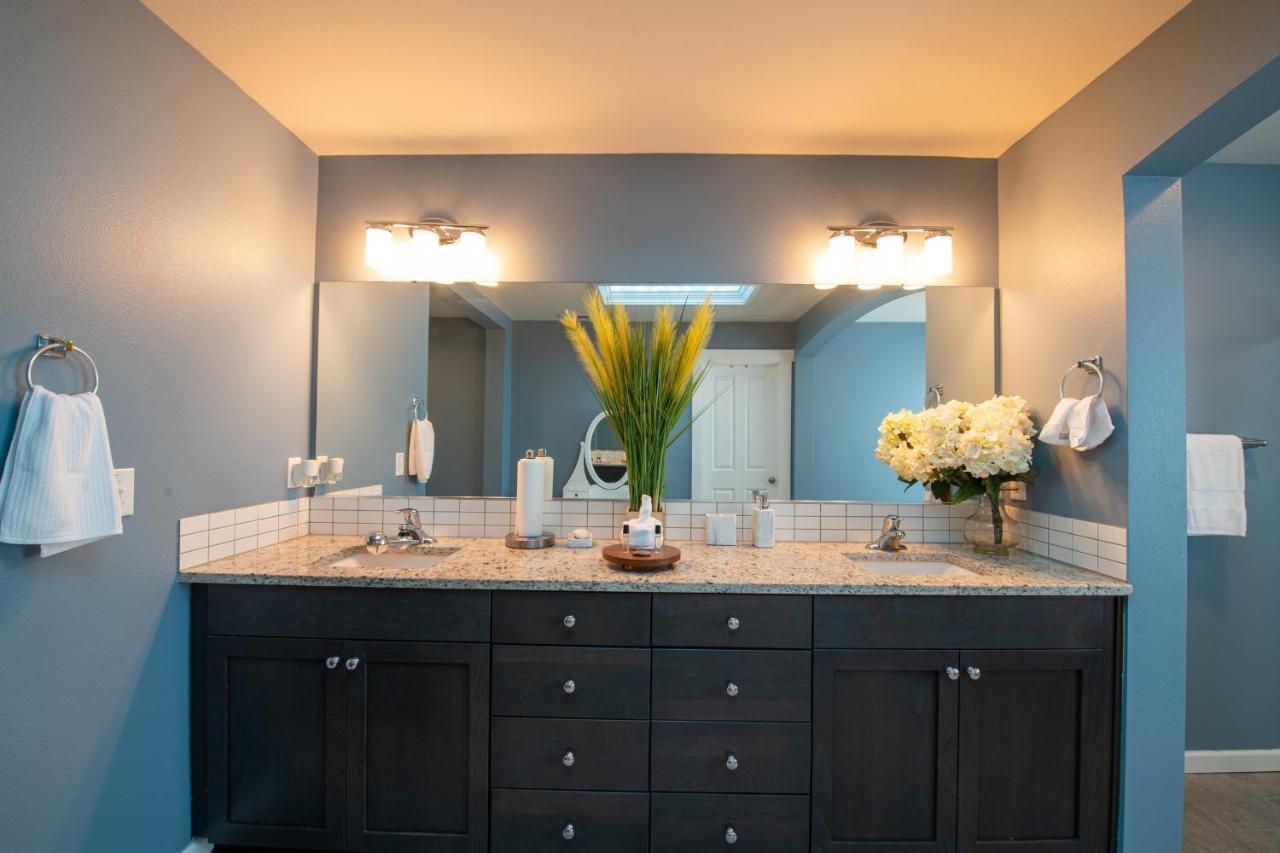 Utopia Luxury Stay Puyallup Extérieur photo