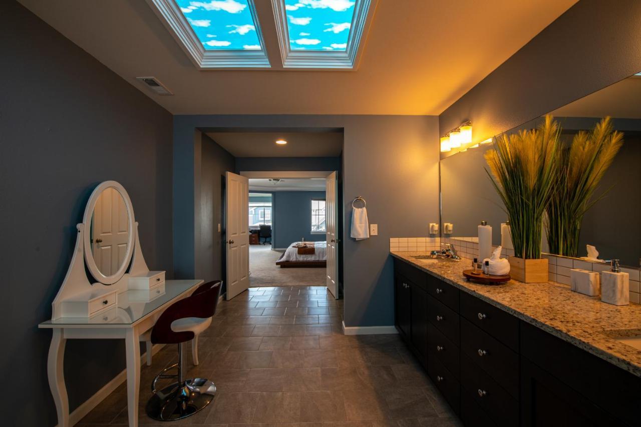 Utopia Luxury Stay Puyallup Extérieur photo